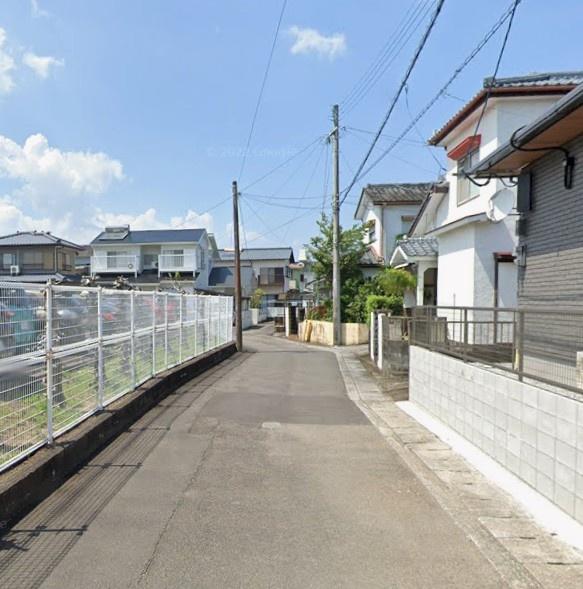 　前面道路含む現地写真　