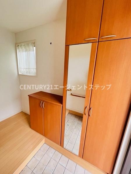 　玄関　シューズボックス