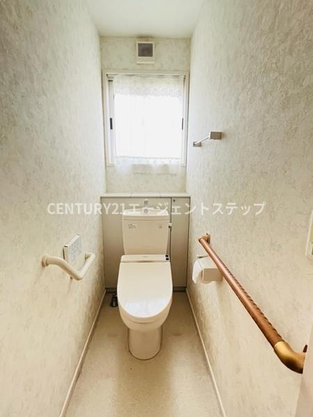 　トイレ　2階トイレ