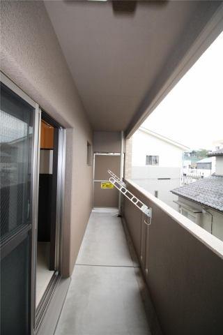 　バルコニー　