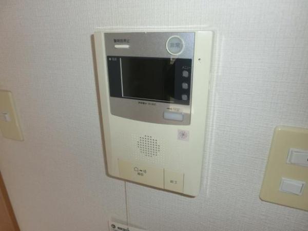 　玄関　TVインターホン