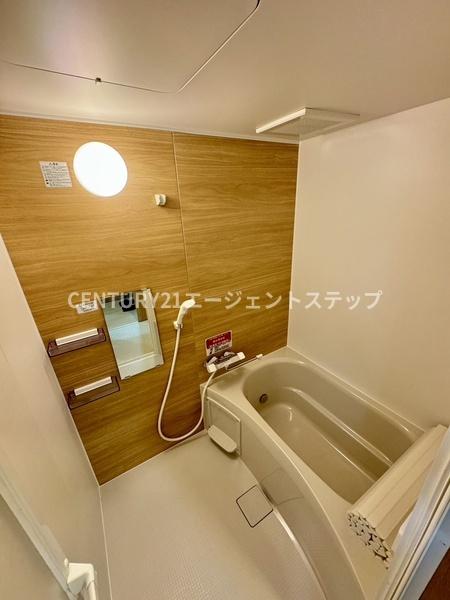 　バス　