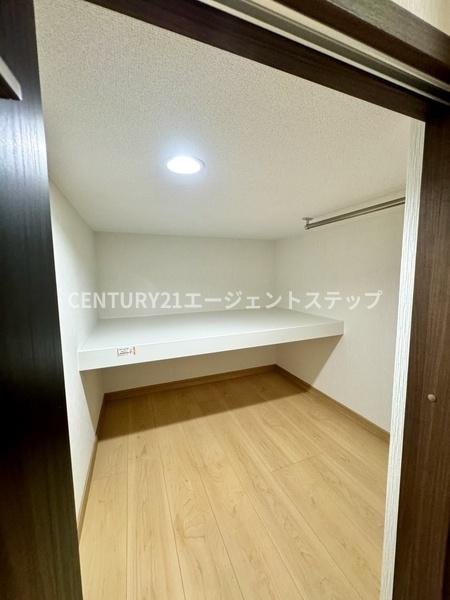 　収納　ウォークインクローゼット