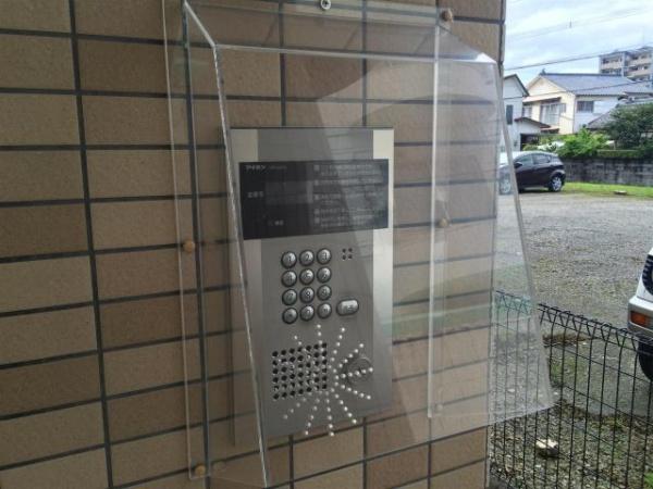 　エントランス　オートロック