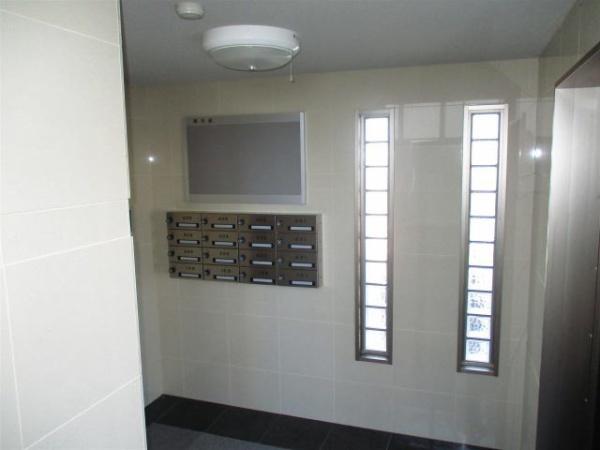 ハーバーイースト2 エントランス 集合ポスト ハーバーイースト2 エントランス 集合ポスト