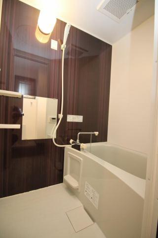 ハーバーイースト2 バス ハーバーイースト2 バス