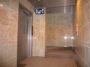 　エントランス　エレベーター