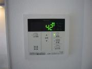 　バス　湯張り、追い焚き機能