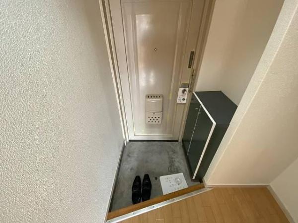 メゾンフジモト　玄関　