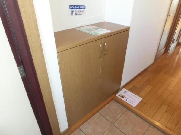 　玄関　
