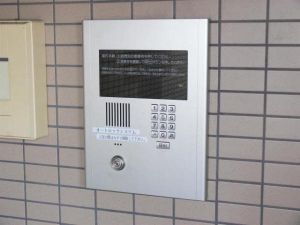 　エントランス　オートロック