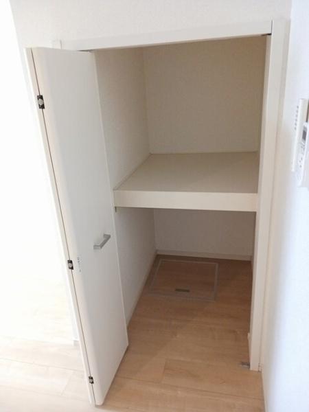 ラ・カーサ・フェリーチェ　収納　