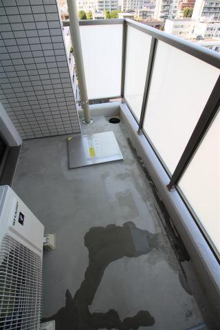 　バルコニー　