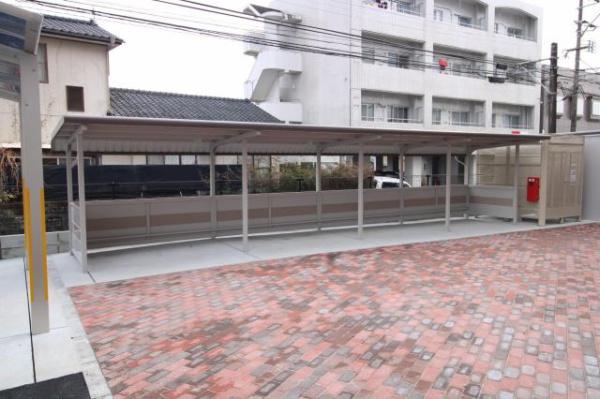 　駐車場　駐輪場
