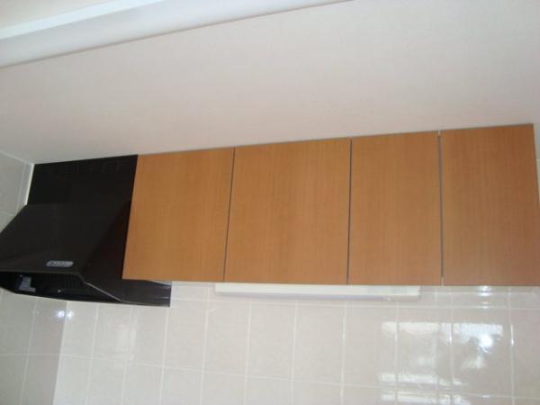 ファミールコート　キッチン　収納