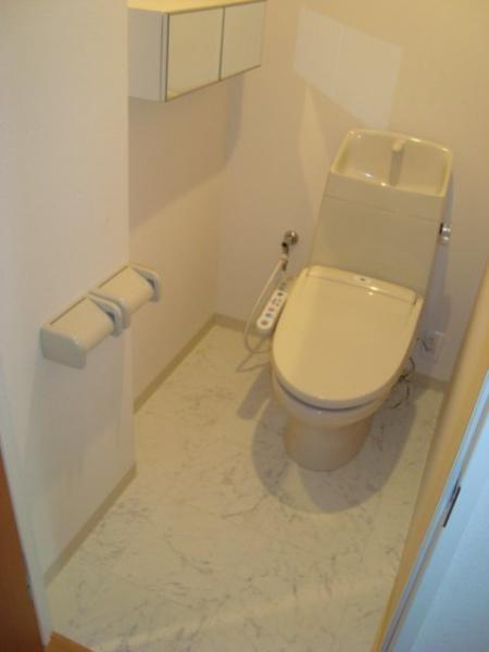 ファミールコート　バス　