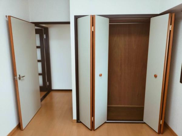 エラン宮崎弐番館　収納　