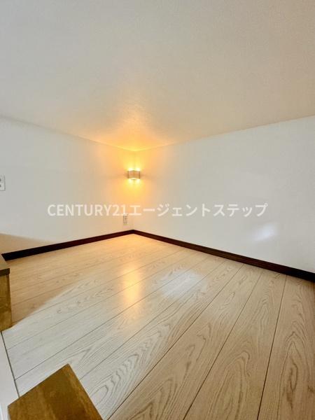 シャトレ末広　寝室　