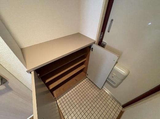 　玄関　