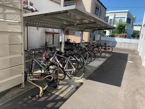 バンベールイースト　駐車場　