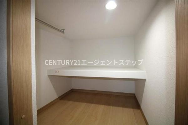 　収納　ウォークインクローゼット