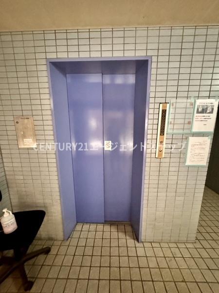 エラン宮崎１番館　エントランス　エレベーター