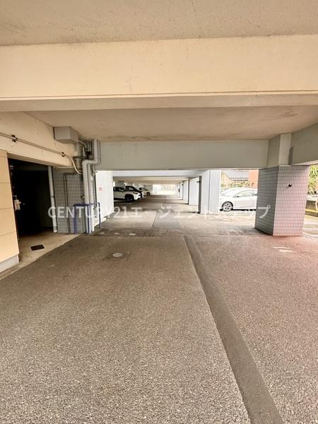 エラン宮崎１番館　駐車場　