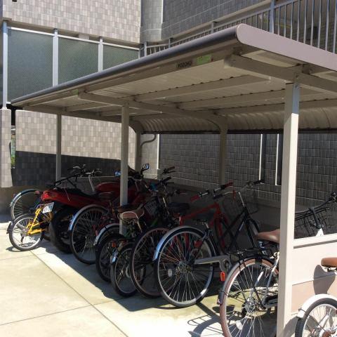 Sky Design エントランス 駐輪場 Sky Design エントランス 駐輪場