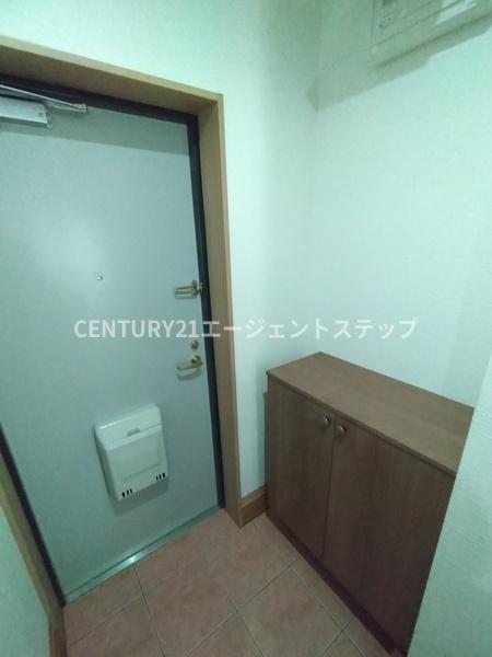 TSグランデ恒久南　玄関　