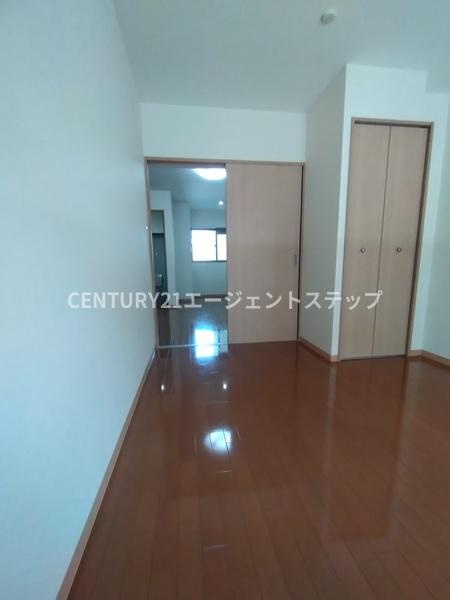 TSグランデ恒久南　洋室　