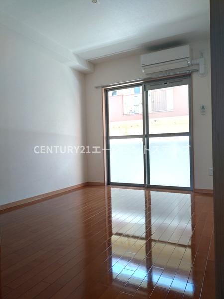 TSグランデ恒久南　洋室　