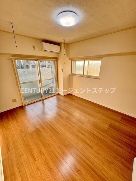 柳丸コーポ南棟　洋室　