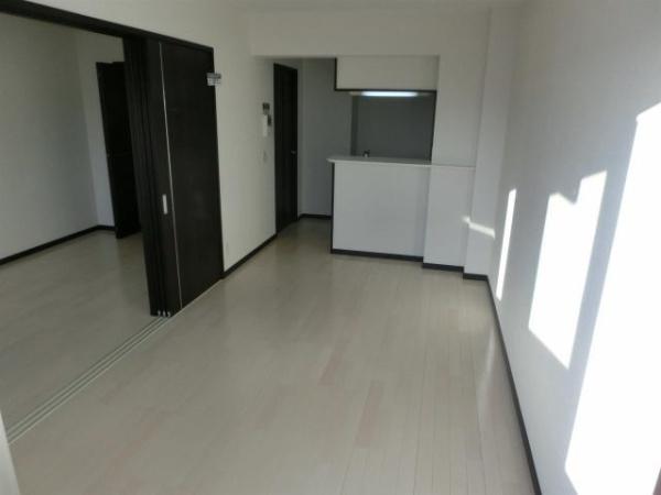 ヴィラプレポール　洋室　