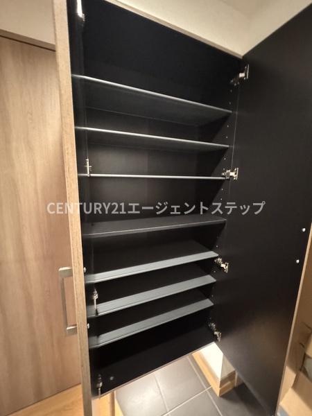ライズ檍　収納　シューズボックス