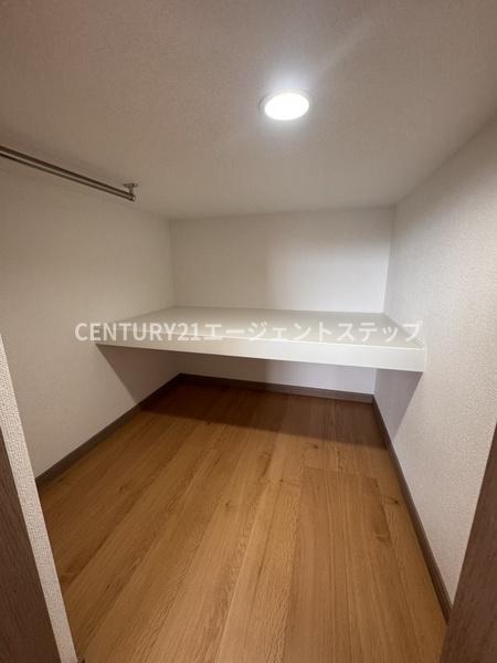 ライズ檍　収納　ウォークインクローゼット