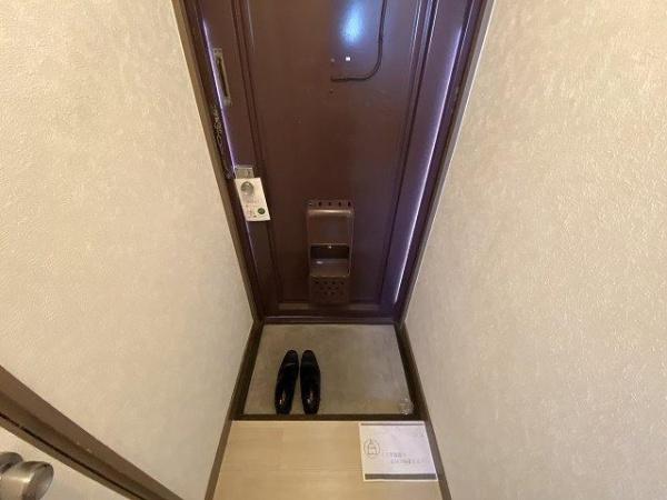 　玄関　