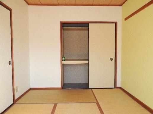 　収納　押し入れ
