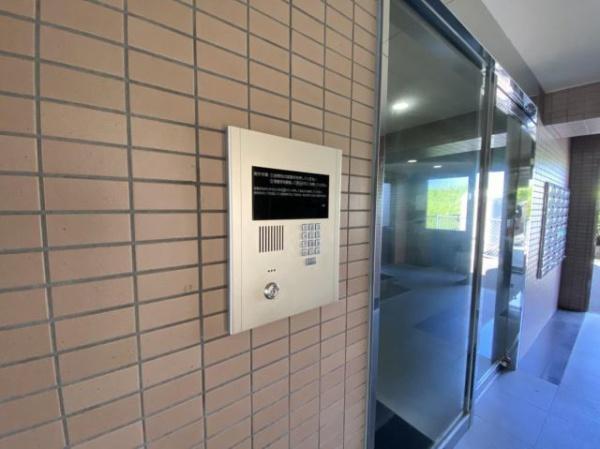 シャンテ城ケ崎　エントランス　